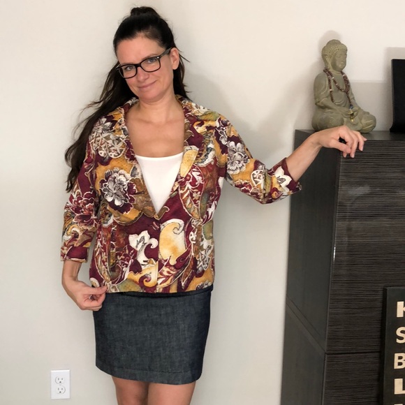 Chico's Jackets & Blazers - ❤️Stunning Chico’s 3/4 sleeve jacket, cute collar
